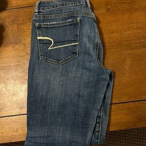 American Eagle Skinny Stretch jeans. Excellent condition. Smoke free home!